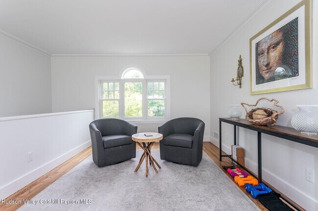 Building Photo - 29 Le Grand Ave