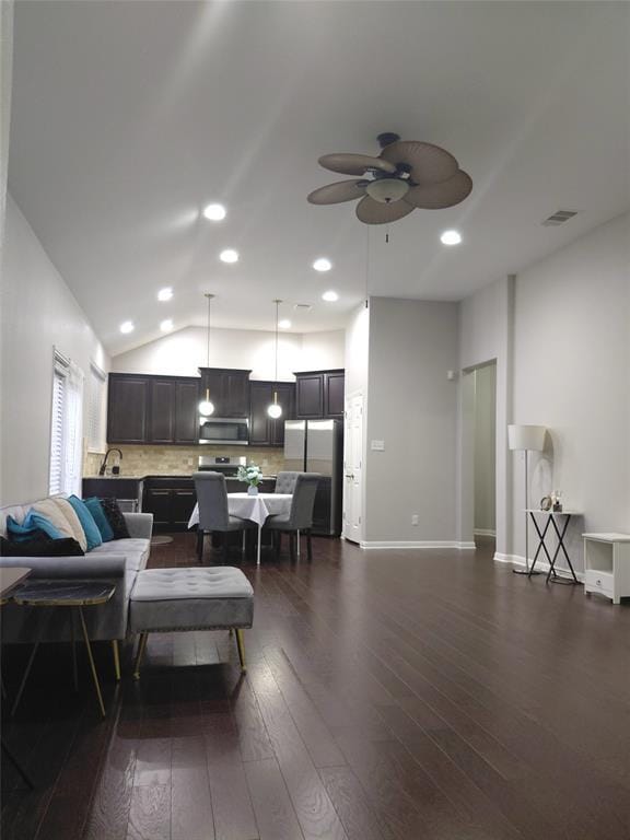 Building Photo - 1401 Little Elm Trail