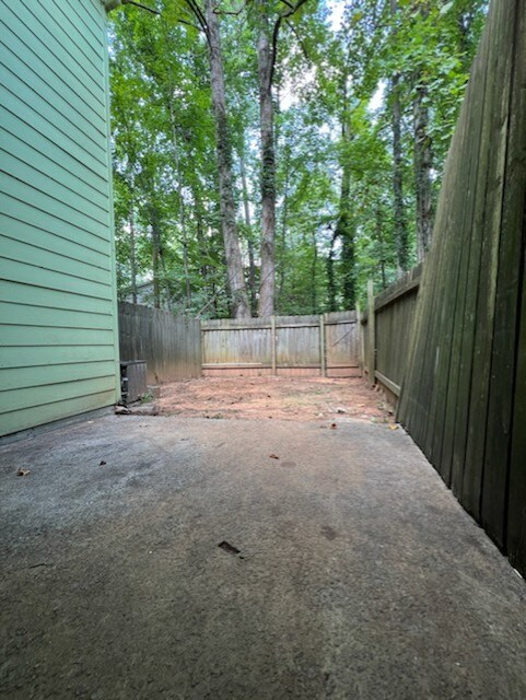 Building Photo - 6420 Parton Ct