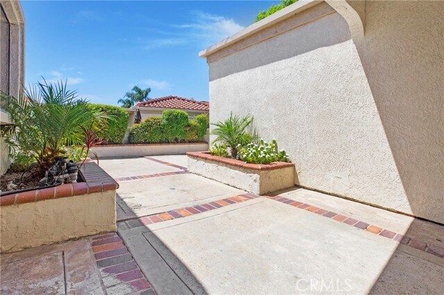 Building Photo - 22602 Galilea
