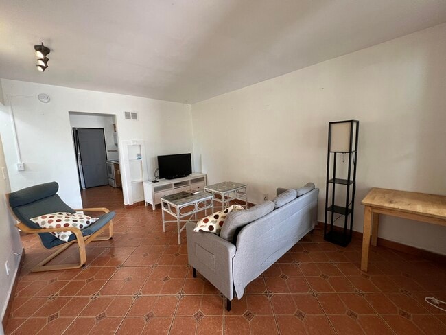 Building Photo - 311 Inlet Way