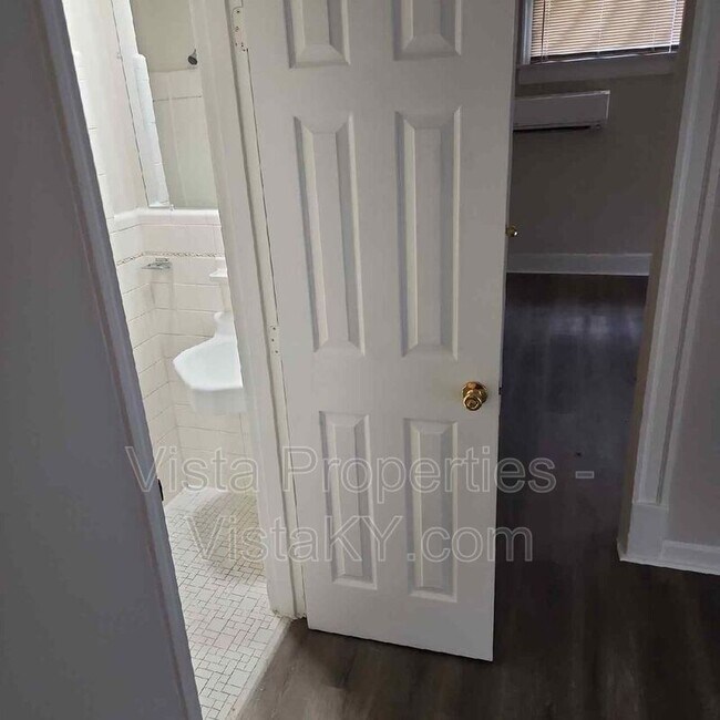 Building Photo - 4012 Southern Pkwy