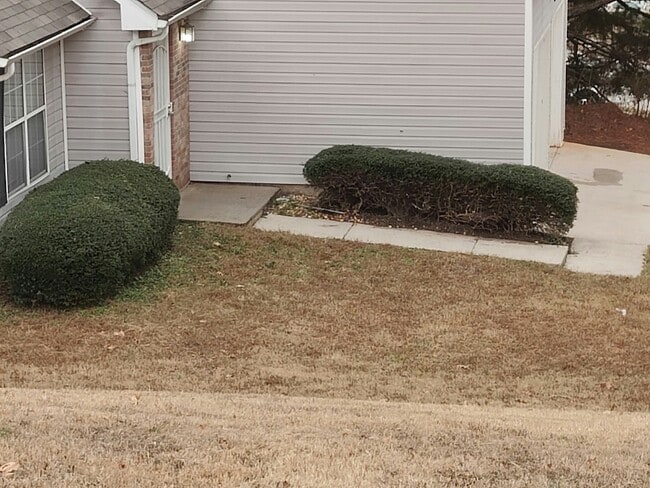 Building Photo - 3895 English Valley Dr