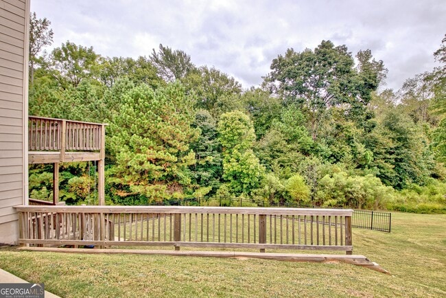 Building Photo - 180 Charleston Dr