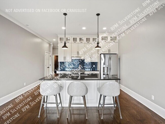 Building Photo - 1401 Walnut Blvd