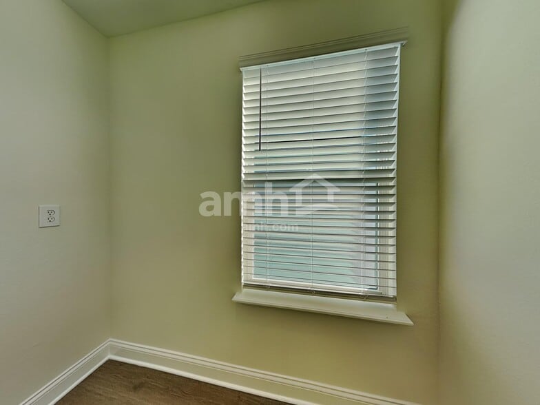 Building Photo - 1091 Grafton Ridge Dr