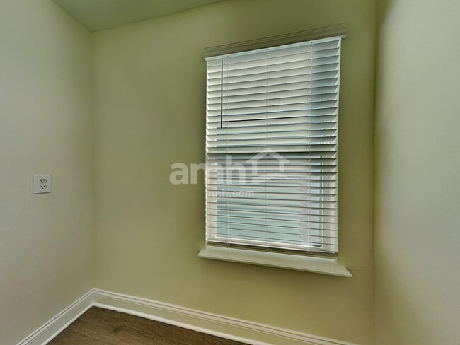 Building Photo - 1091 Grafton Ridge Dr