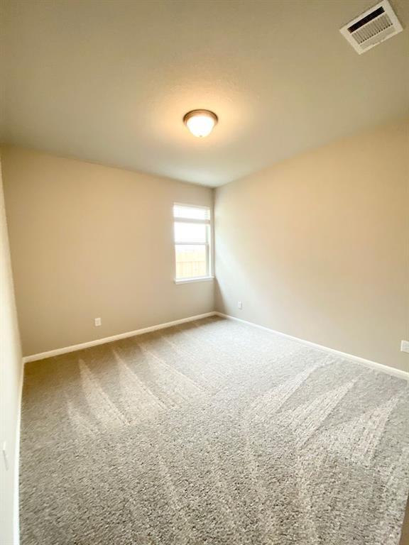 Building Photo - 103 Wild Wind Cv