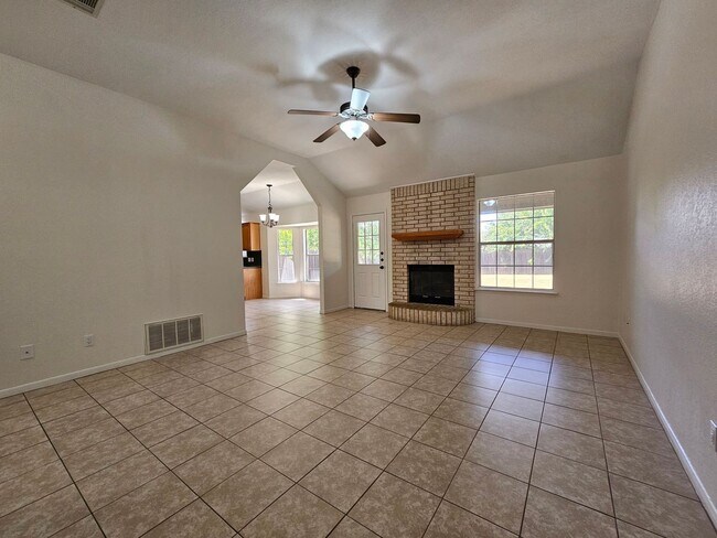 Building Photo - 4211 Breckenridge Dr