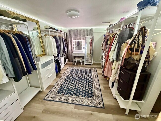 Building Photo - 1149 Sherman Ave