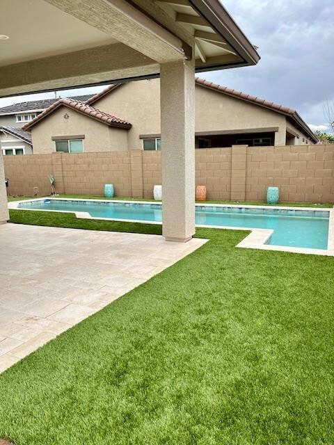 Building Photo - 71 W Megan St