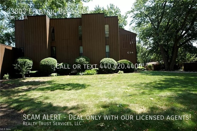 Building Photo - 33803 Electric Blvd
