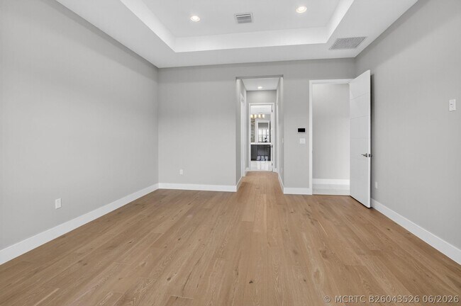 Building Photo - 17089 Rainbow Fls Trl