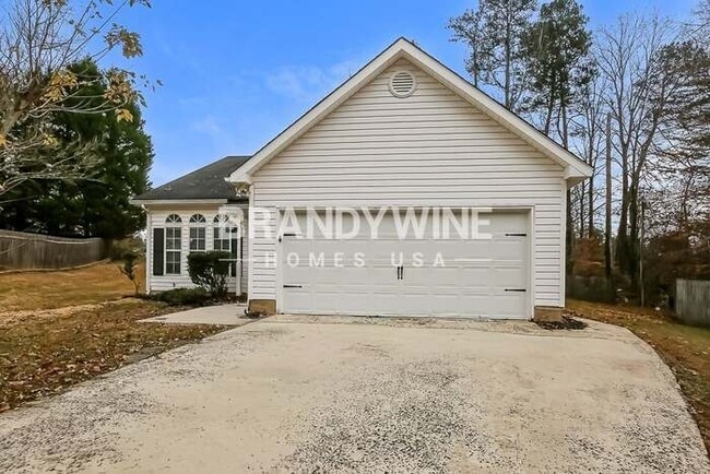 Building Photo - 5831 Silver Eagle Dr