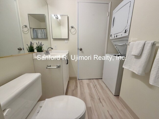 Building Photo - ham92115