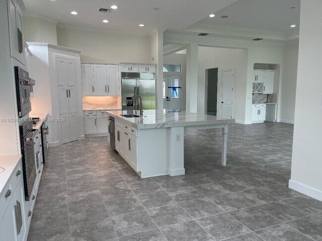 Building Photo - 4691 Estates Cir