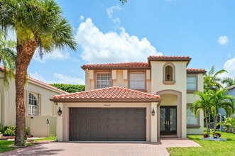 Building Photo - 9058 Alexandra Cir