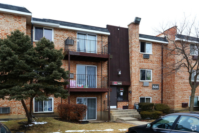 Building Photo - 838 W College Blvd