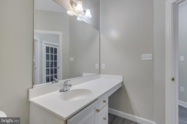 Building Photo - 18001 Foxworth Ct