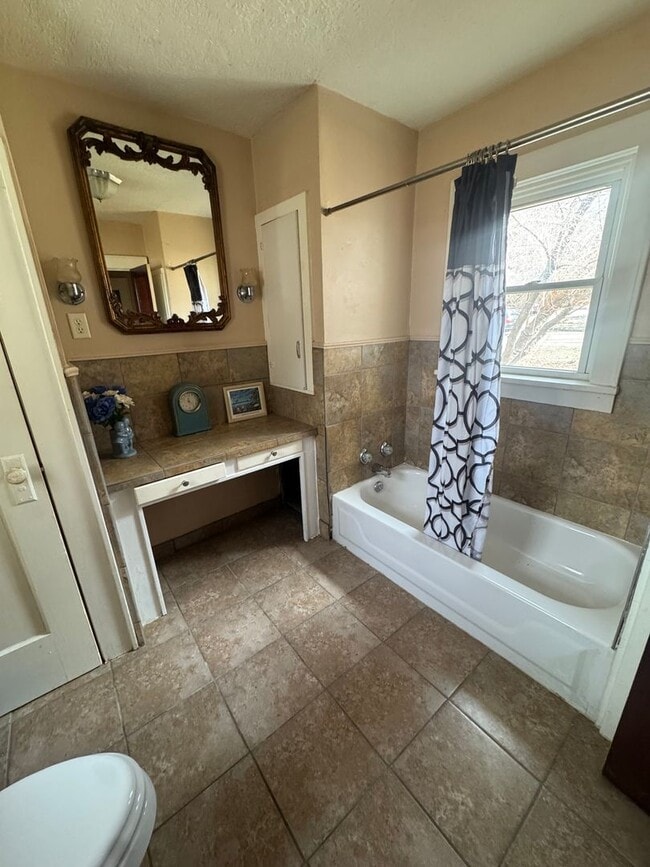 Building Photo - Furnished 3 Bedroom Home in Waynesville, MO! - Short Term Availability