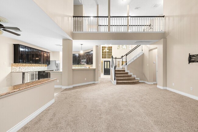 Building Photo - 15718 Stroudwater Ln