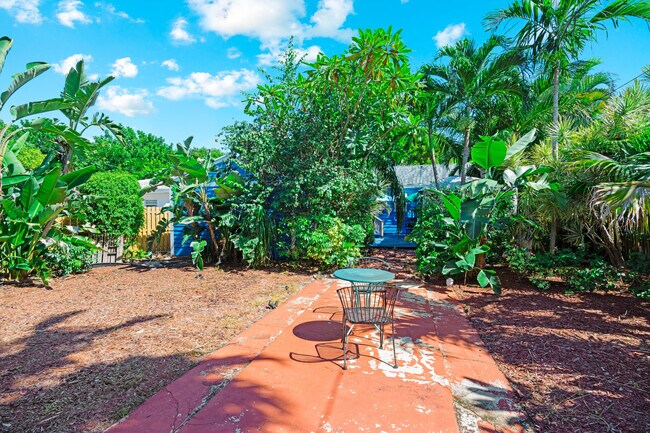 Building Photo - 1111 N K St