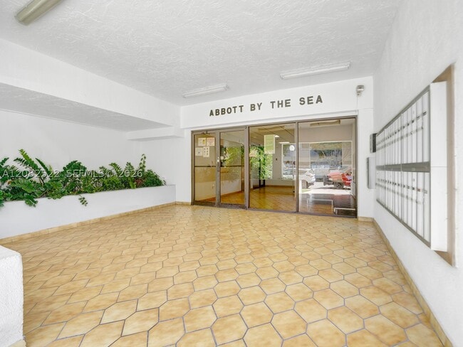 Building Photo - 8255 Abbott Ave