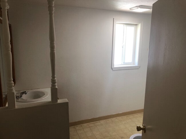 Building Photo - 1506 Ivory St