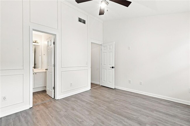 Building Photo - 1465 Liberty Pkwy NW