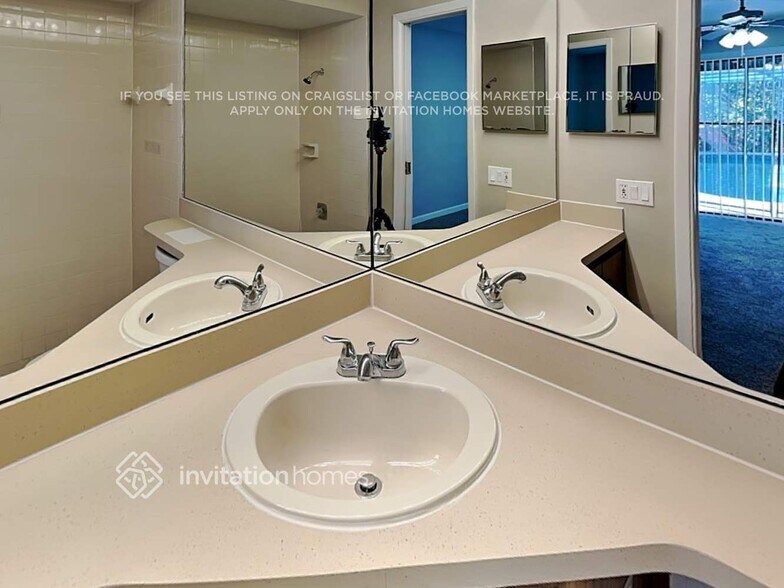 Building Photo - 209 Nestlebranch Dr