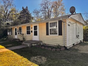 Building Photo - 1506 6th St SE