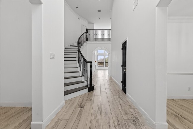 Building Photo - 3839 Lakeridge Canyon Dr