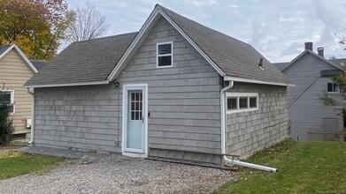 Building Photo - 66 New Litchfield St