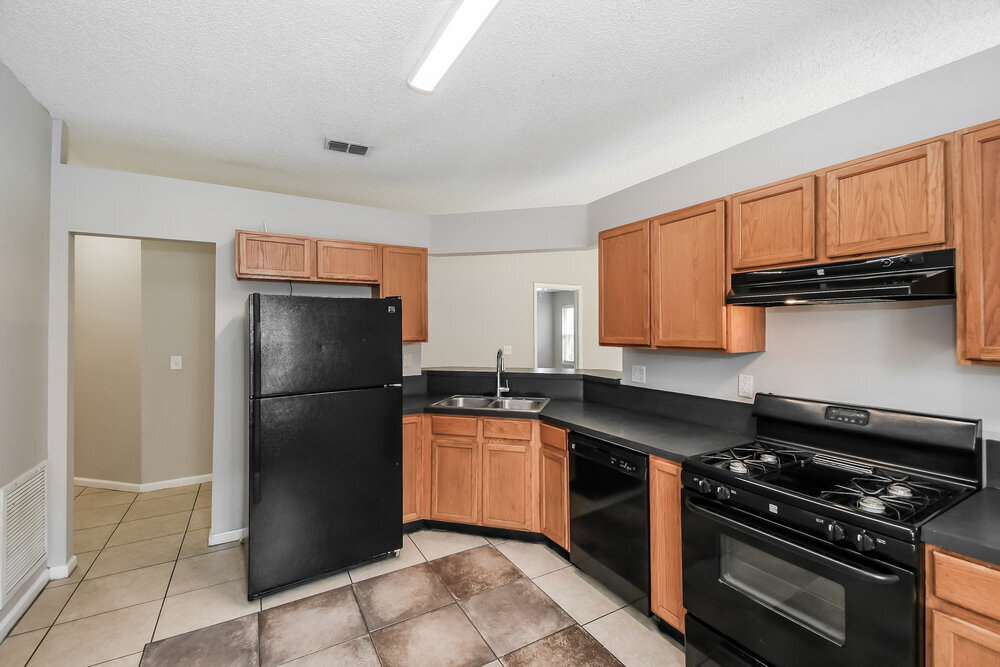 Building Photo - 3341 Volley Dr