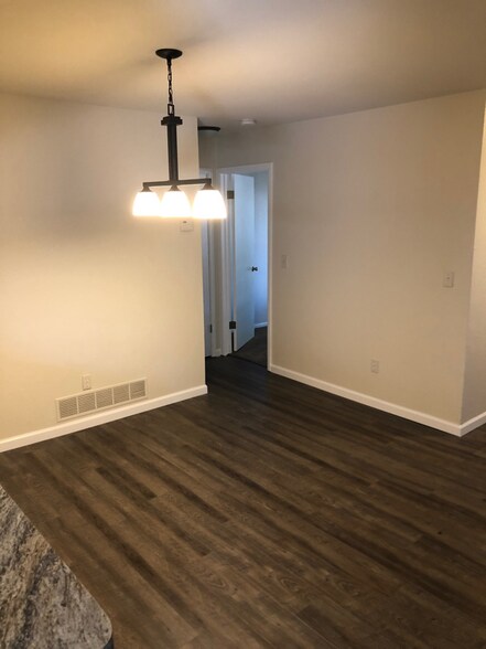 Building Photo - 9586 W 89th Cir