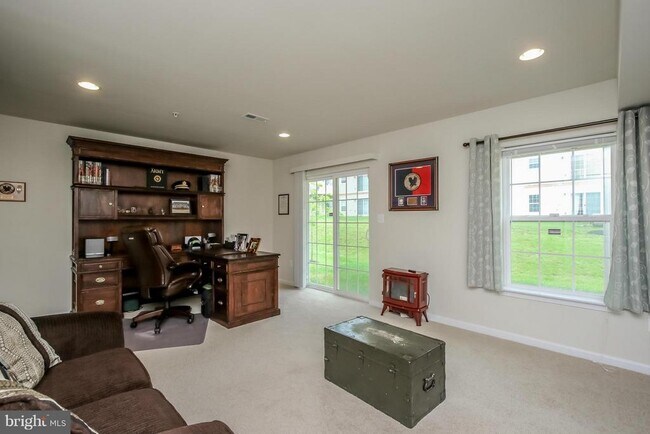 Building Photo - 7532 Briargrove Lane
