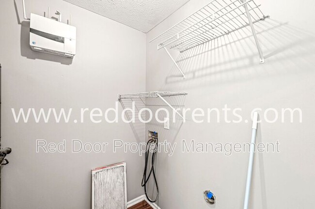 Building Photo - 3003 Briarchase Ct