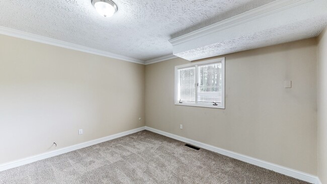 Building Photo - 3271 Myersville Rd