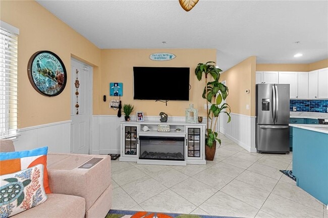 Building Photo - 3740 Gulf of Mexico Dr