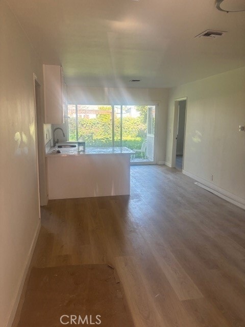 Building Photo - 9153 Mayne St