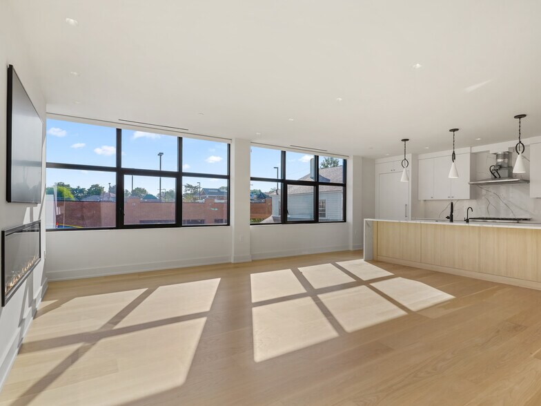 open floor plan - 116 Sherman St