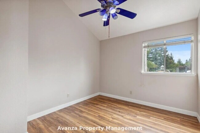 Building Photo - 3bed/2.5 bath Home for Rent 4129 W. Regency Ave Fresno, CA 93727