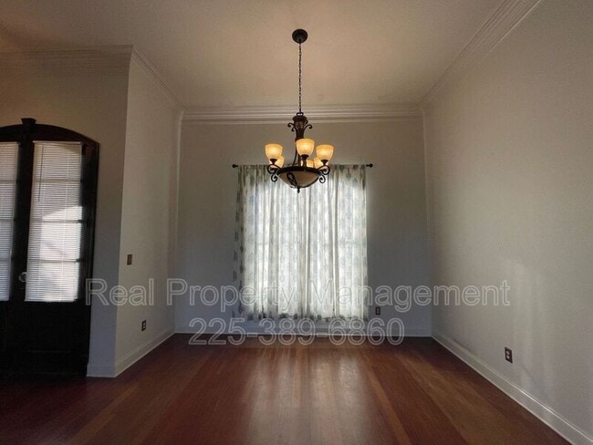 Building Photo - 917 Fairwinds Ave