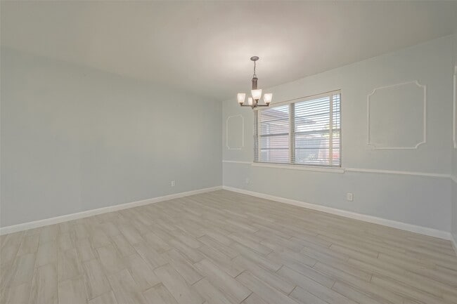 Building Photo - 3426 Bradford St