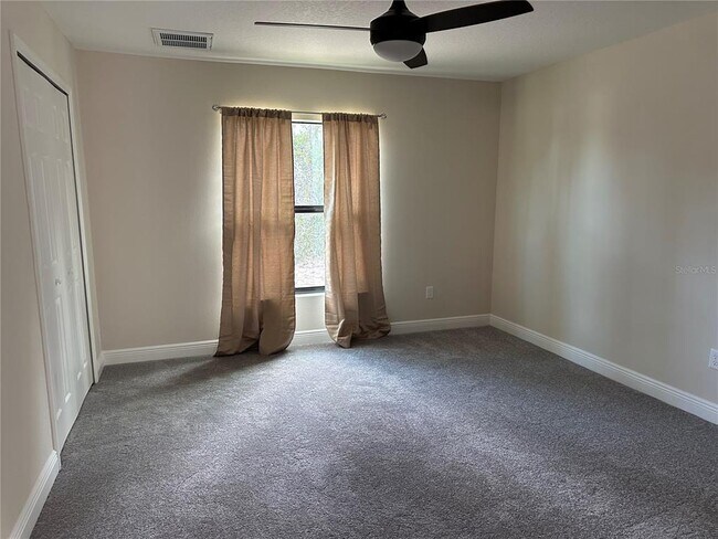 Building Photo - 5780 N Lena Dr