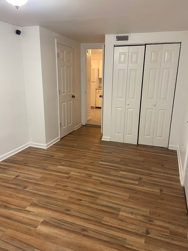Building Photo - New For Rent in Center Point!
