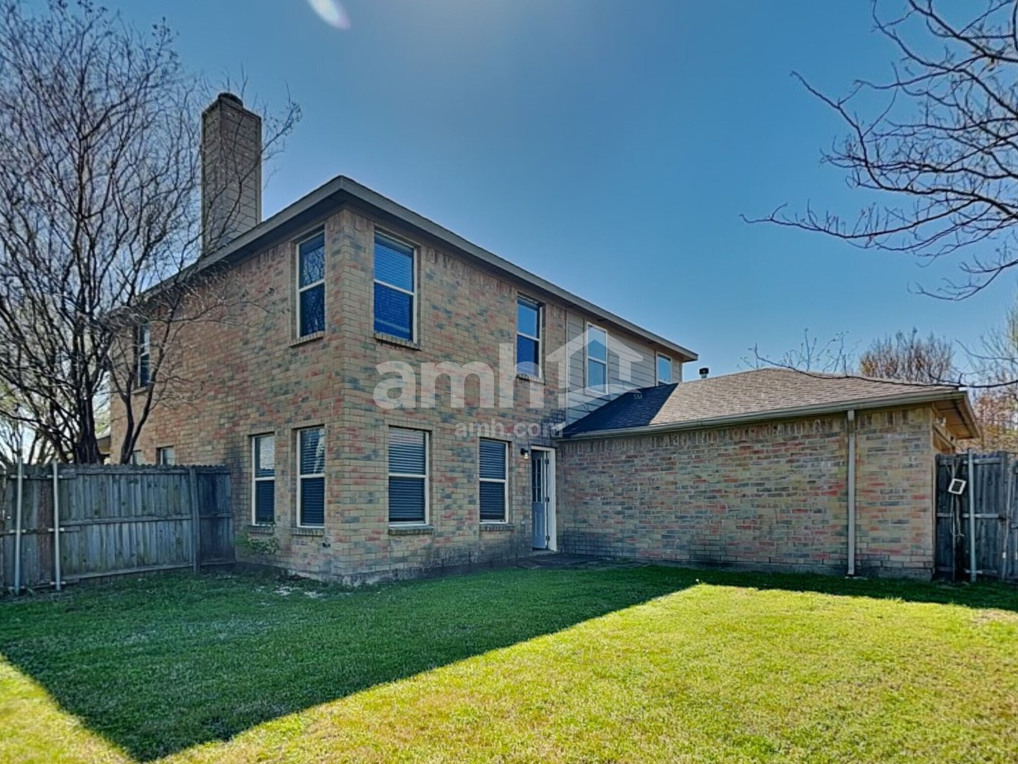 Building Photo - 321 Quail Run Rd