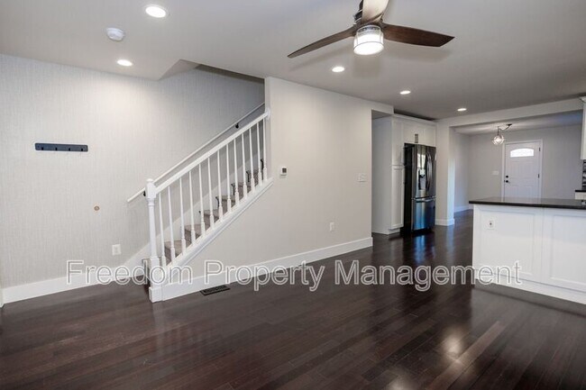 Building Photo - 102 Lynhaven Dr