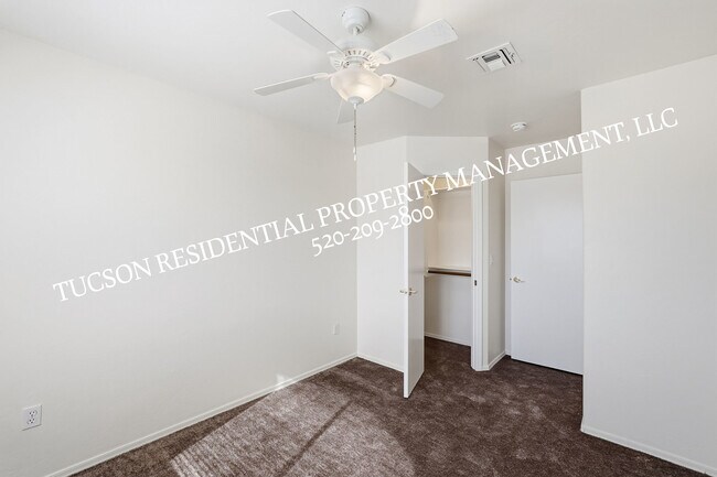 Building Photo - 8875 S Desert Valley Way