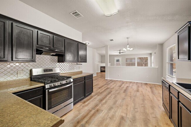 Building Photo - 2560 Vernell Way